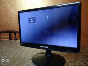 16" Samsung LED Monitor. Excellent Condition
