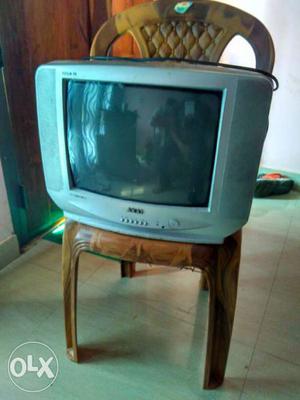 AKAI COLOUR TV in good working condition with
