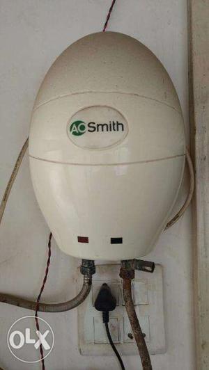 AO Smith Instant water Geyser