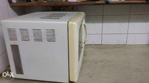 Electrolux microwave oven