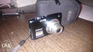 Nikon camera coolpix s with neat scratch less
