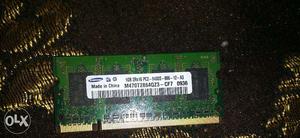 Samsung DDR2 laptop 1 GB RAM