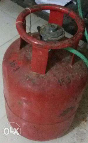 Selling Gas Stove and Cylinder