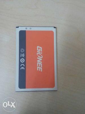 White Red Gionee Battery