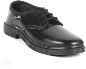 100 pairs fresh stock Ajanta School Shoes (Both boys and