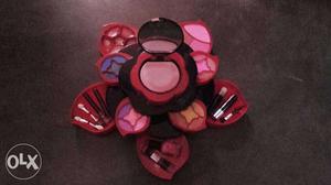 Colourfullness flowery makeup kit..