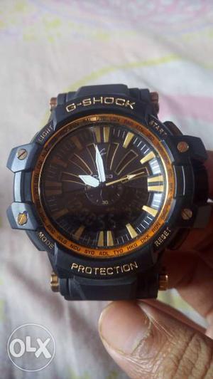 G shock black and gold available