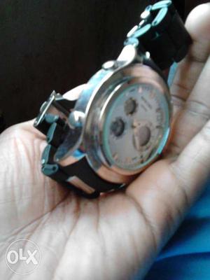 Nyc watch !!! No complaint
