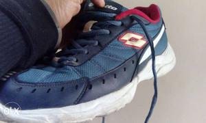 Original LOTTO shoe, size is 8 number but also