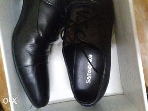 Samsonite original leather shoes. Used. Size 8