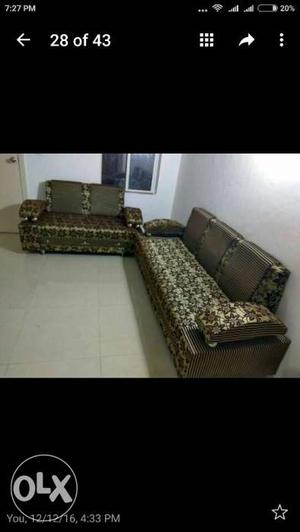 Brown And White Floral Sofa Set