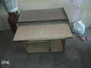Computer table in decent condition need to sell