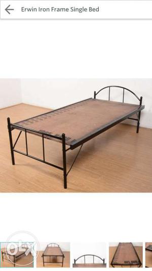 Iron medium sized bed