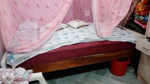 Teak 4x6 bed with new kurlon matress