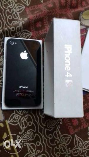 Excellent condition iphone 4s 8gb in black
