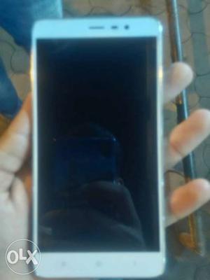 Excellent condition new mi note 3. Without any damage.