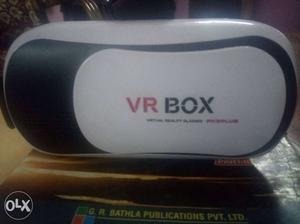 I am selling my vr box,it new i am selling becz