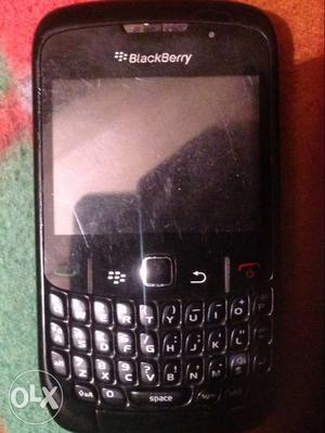 I want to sale my blackberry this mobile is in very gd