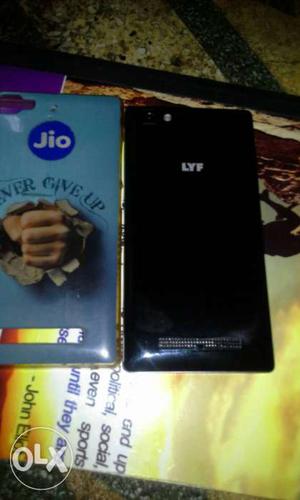 Lyf flame ls- full kit 4g mobile 2month old