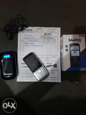 Mobile With Charges Very Gud Condition