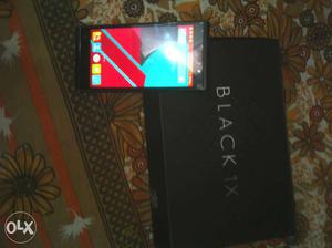 Xolo black 1x Ram 3 gb Internal 32 gb Bill box