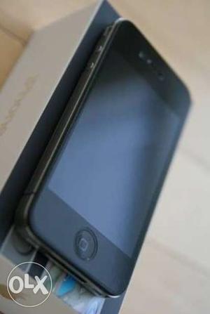 I phone 4s 16 gb 1 year old ok condition