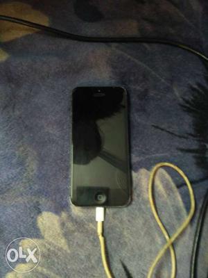 IPhone 5 black colour in good condition