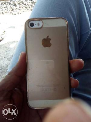 Very good condition i phone 5s gold 32gb with bill
