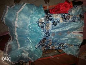 5 to 6yrs frock for girl blue colour beautiful negotiable