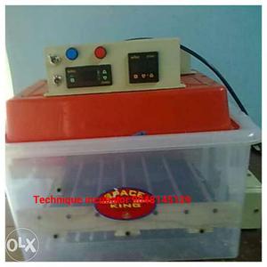 Egg incubator