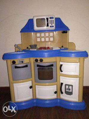 Toy Kitchen for kids in good playable condition