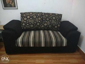 2 years old 2+2 sofa with cushion pillow. sofa in