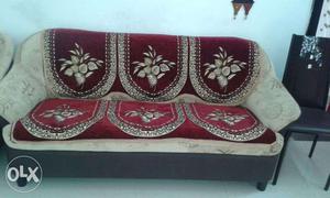 3+1+1 sofa set with in good conditiin for sale