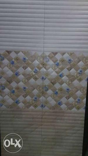 Beige And White Floral Window Blinds