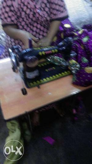 Black Green Pink Sewing Machine