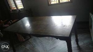 Dining table hardly used only table.