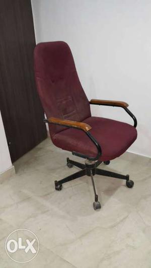 Executive revolving chair for sale in good robust