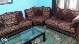 Idroyal brand sofa set