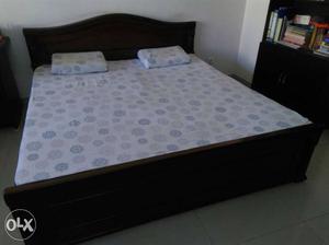 Queen Bed With Mattress