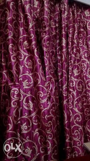 Set of 12 curtains in very good bright state