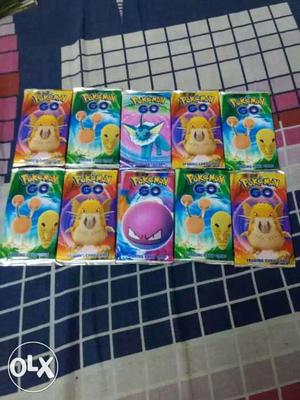 10 packets of Pokemon go cards