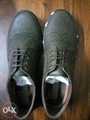 Band new " Foot In " brand Casual Brogue Shoes.
