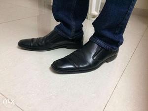 Black Julius Marlow pure leather shoes in great condition
