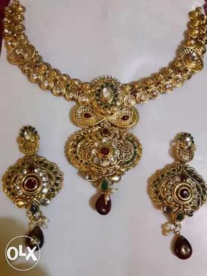 New Gold Diamond And Ruby Necklace And Earrings