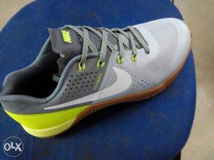 Nike Flywire,Single color, Only size 9 left