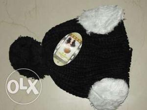 White And Black Knit Cap