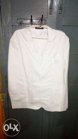 White and violet blazer in brand new condition at