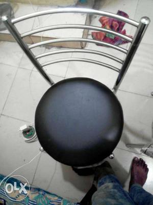 2 new chair,only 2 month old.this is fixed price