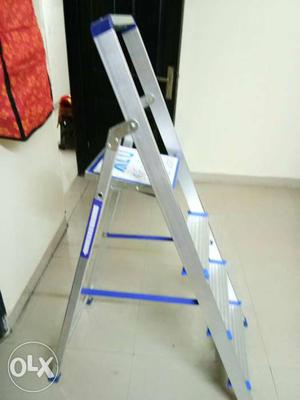 Brand new aluminium 4 step ladder