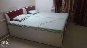Double Bed, King size, with pull out box under